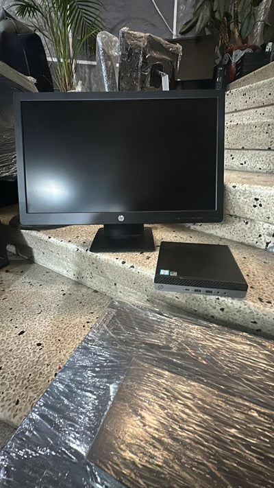 HP tiny I5 6th 8GB ram y 500 disco duro