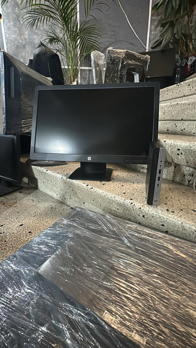 HP tiny I5 6th 8GB ram y 500 disco duro