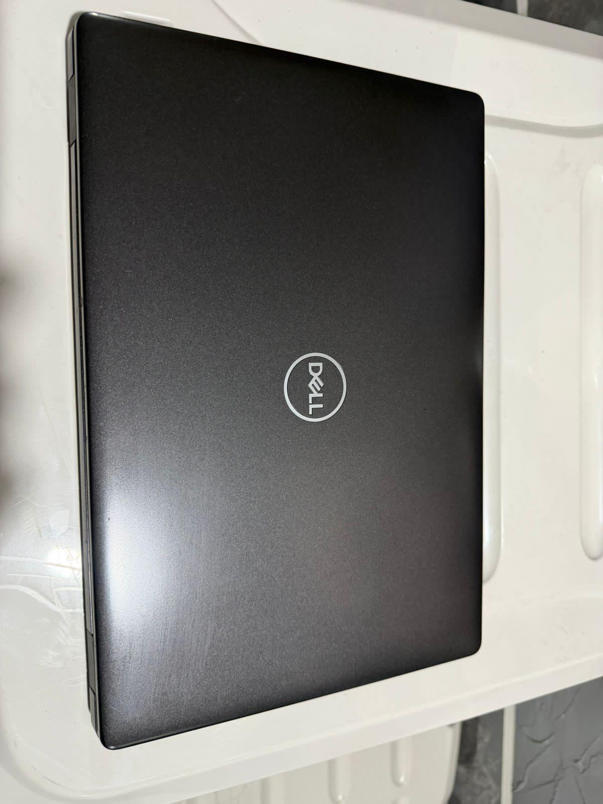 Laptop latitude Dell 5401